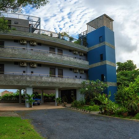 Again At Rawai Beach Hotel Exterior photo